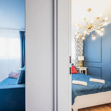 アパート Urokliwy Apartament 150 Metrow Od Rynku