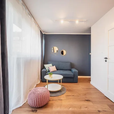 アパート Urokliwy Apartament 150 Metrow Od Rynku